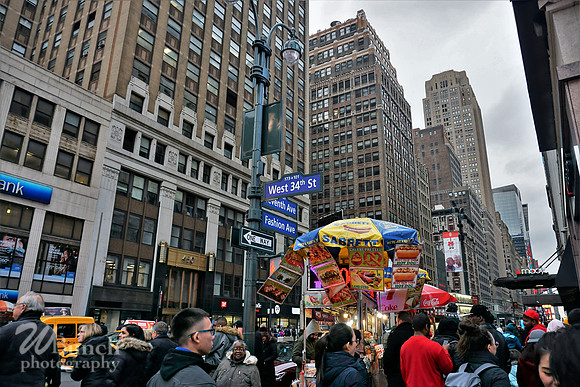 Macy's Window 2018 and Manhattan Skyline - 12-30-18, WBunchphotography (35)